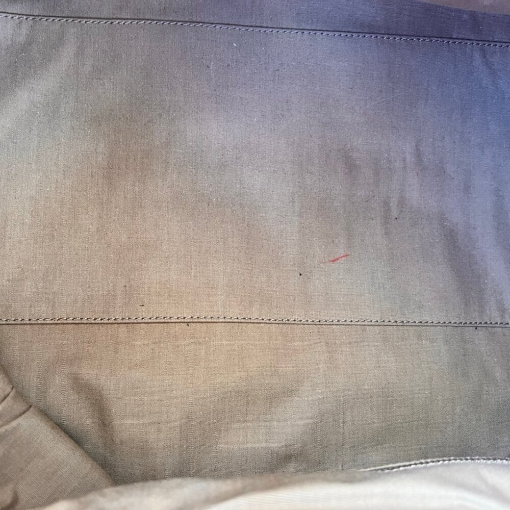 Tod's  nubuck Leather Shoulder Bag with Gold Hardware - Picture 9 of 16